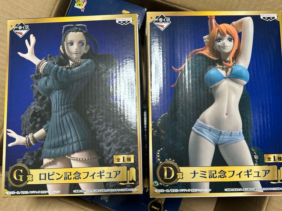 ONE PIECE 一番くじ　20周年記念フィギュア　ナミ　ロビン　他6体セット