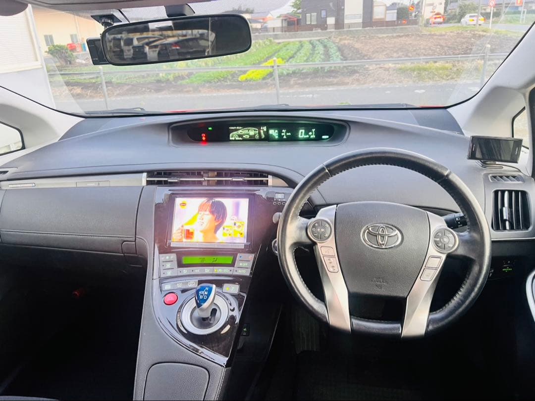 プリウスPHV本体価格ー55万