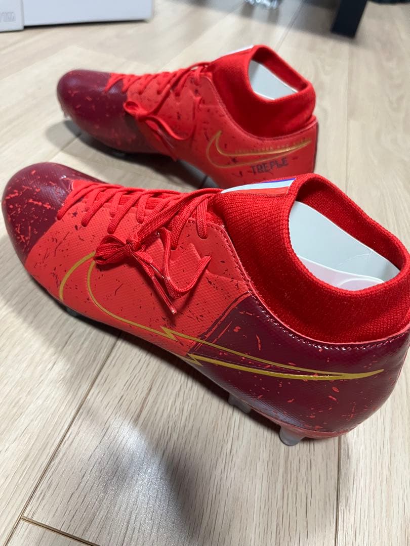 ナイキ　マーキュリアル　サッカースパイクFG