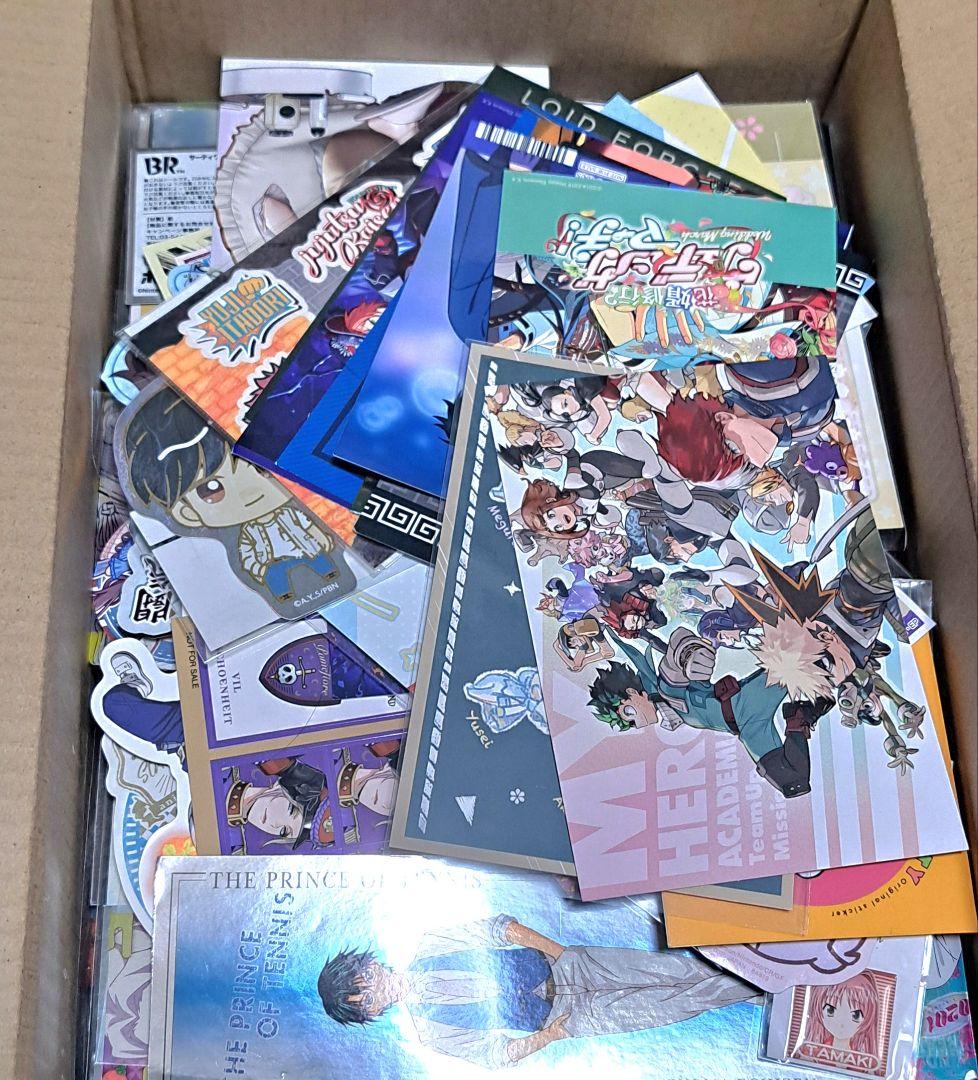紙類　アニメ　ゲーム　まとめ売り　大量　ノンジャンル