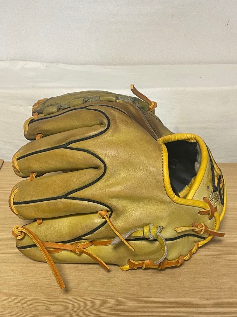 ミズノプロ軟式内野手用オーダー　リペア品