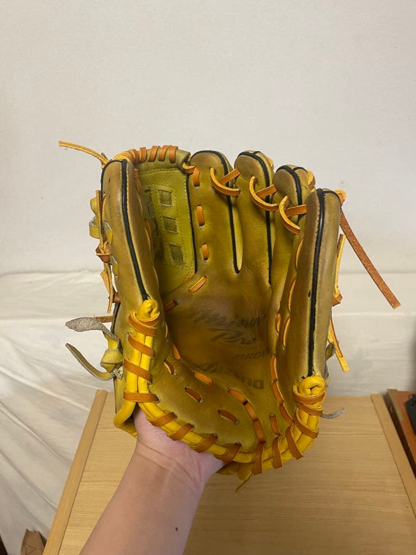 ミズノプロ軟式内野手用オーダー　リペア品