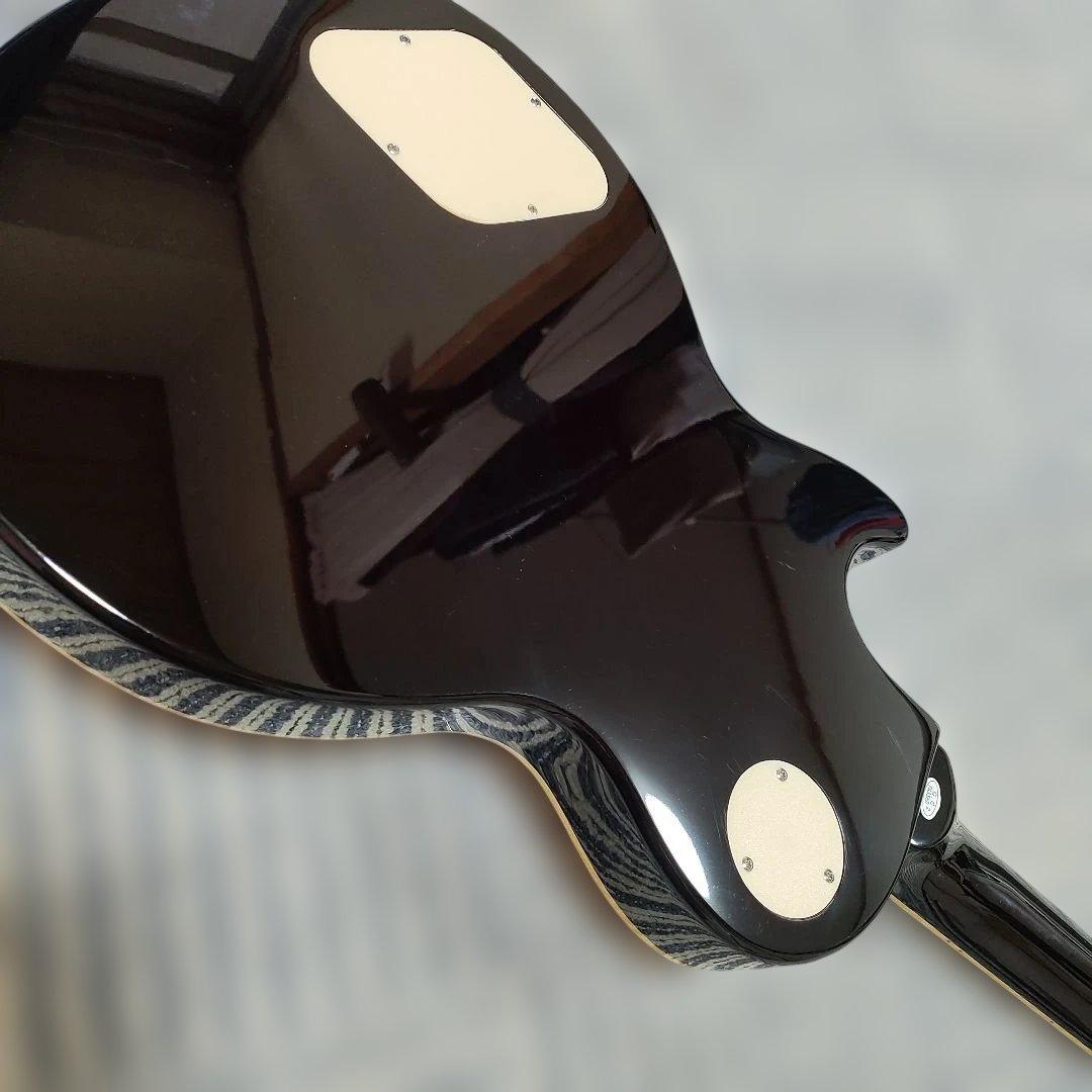 美品　フォトジェニック　レスポールスタイル エレキギター ゴールド