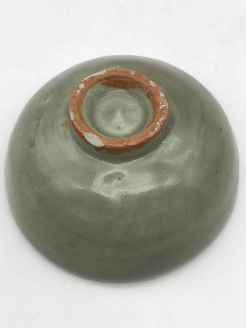 南宋時代　青磁　龍泉窯貼花碗 【旧家蔵出し】 希少貴重　鉢　茶碗(F-18)