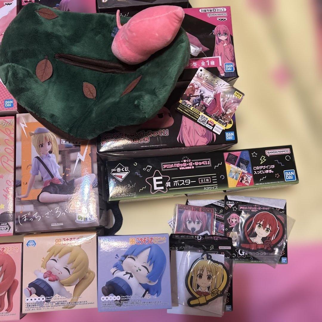 ぼっちざろっく！　フィギュア　タオル　ティシュカバー等　30点以上