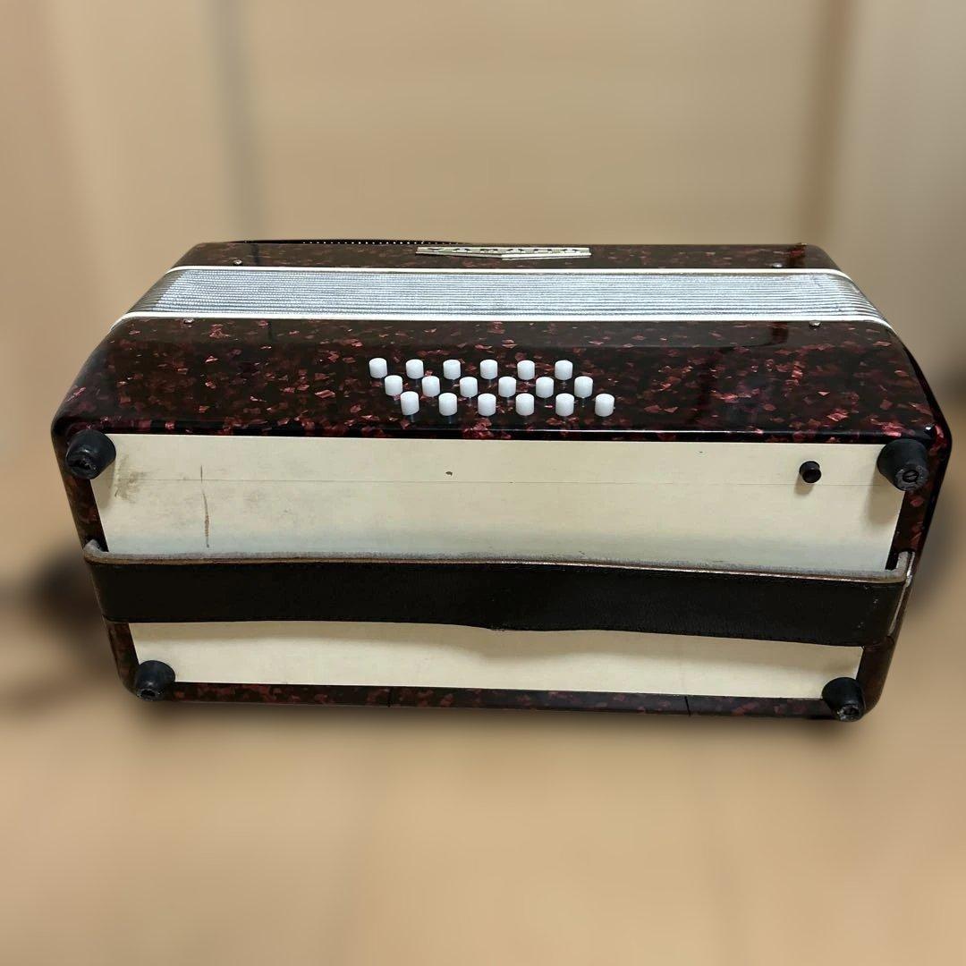 YAMAHA アコーディオン YA-18 ハードケース付　30鍵盤