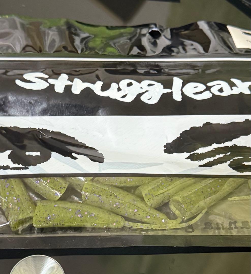 ストラッグルアーツ　ベアクロー　ナパーム未開封11パック＋おまけ　デプス