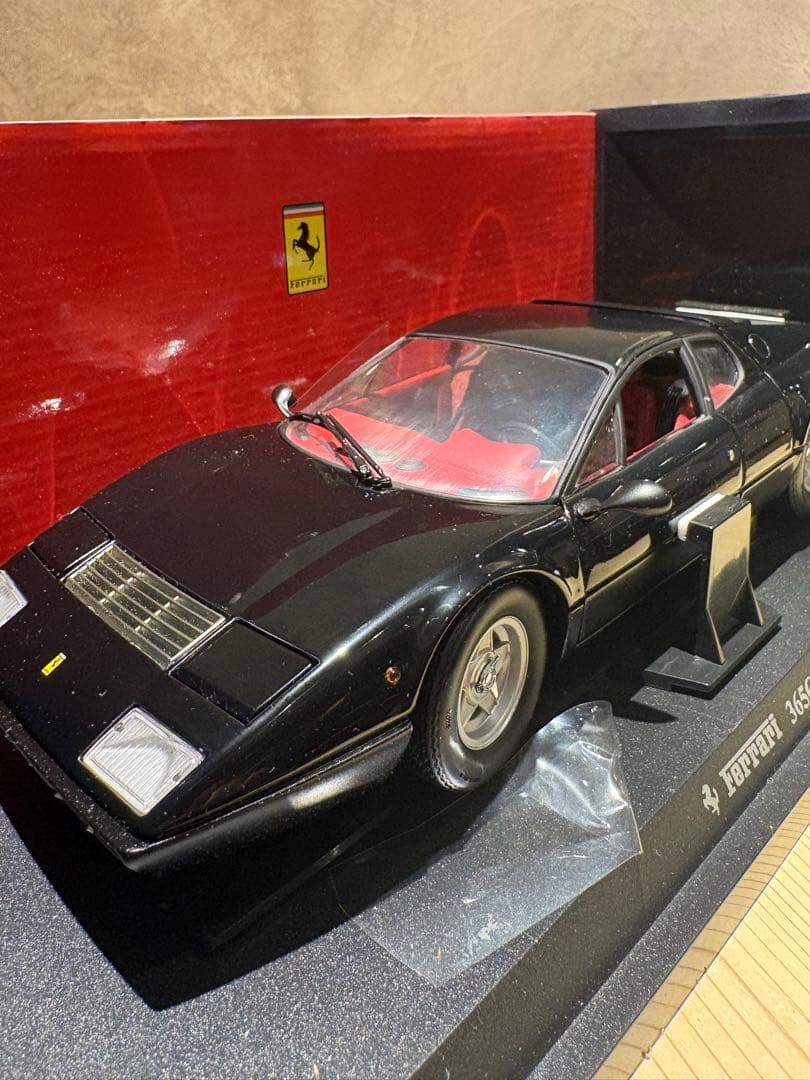 絶版京商 1/18フェラーリ365GT4/BB ブラック　外箱難あり