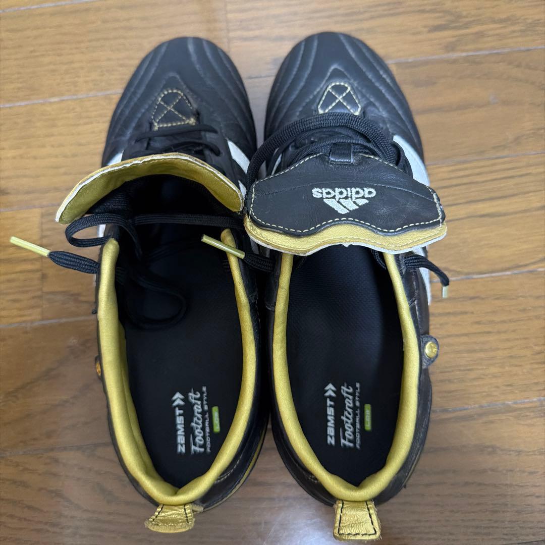 adidas サッカー ブラック/ホワイト/ゴールド adipure FG