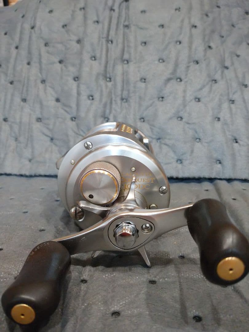 シマノ カルカッタコンクエスト100 DC