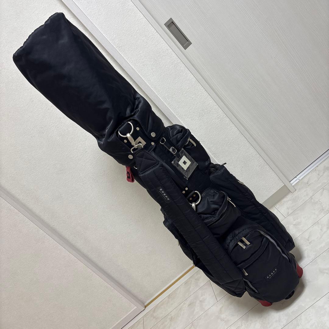 オノフ ONOFF 8.5インチ キャディーバッグ ブラック×レッド