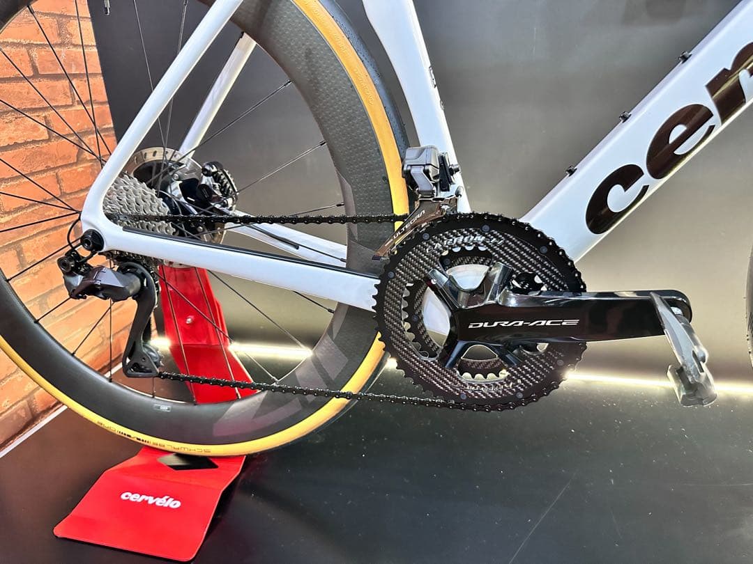 Cervelo SOLOISTO 56R8100 zippホイール無し