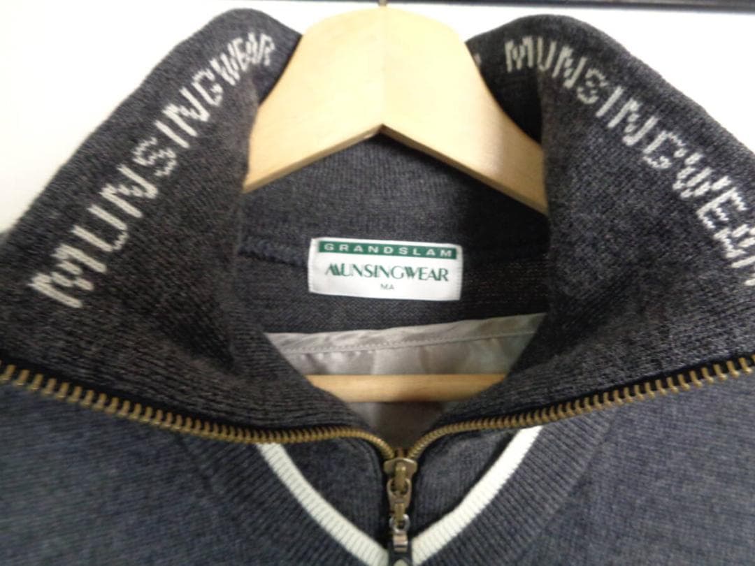 ほぼ未使用　マンシングウエア　　ライナー付き　セーター　ブルゾン　ＭＡ　防寒