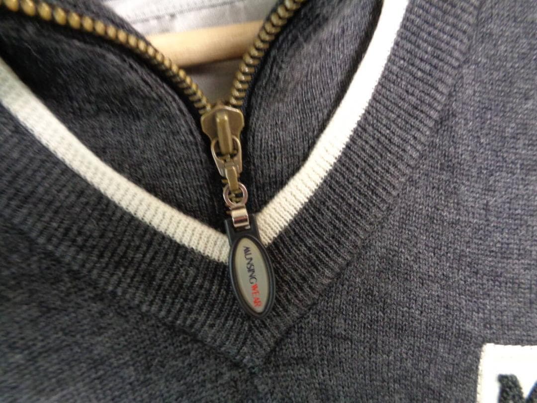 ほぼ未使用　マンシングウエア　　ライナー付き　セーター　ブルゾン　ＭＡ　防寒