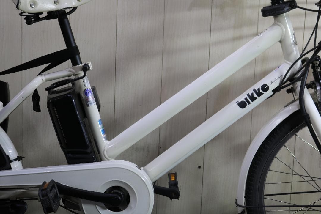 ブリヂストンbikkeGRI dd BG0B48 24-20型6AH WHITE