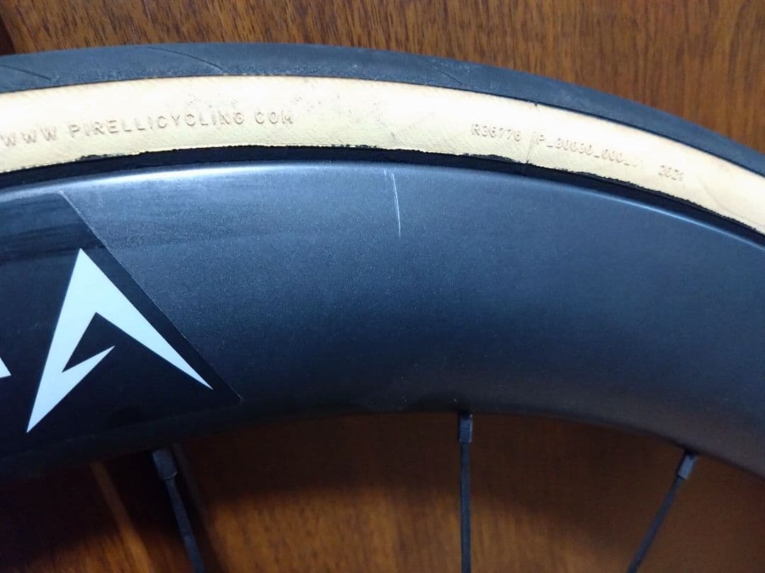 【前後セット商品】VELOMANN カーボンホイール タイヤなし