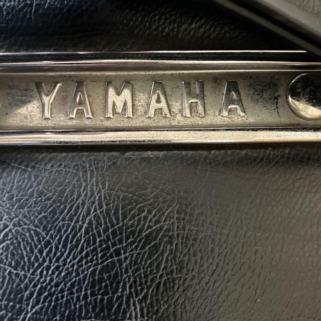 YAMAHA 赤 アコーディオン 30鍵盤　8905