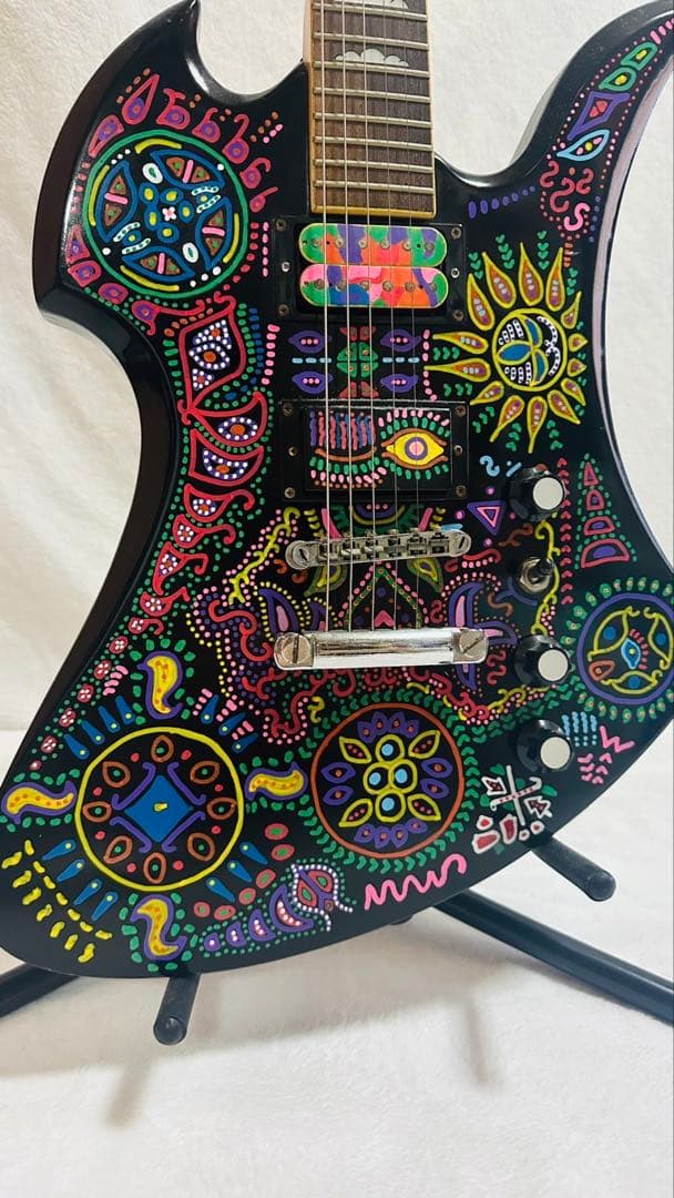 か*ず様 hide風ギターモッキンバード（サイケペイント）