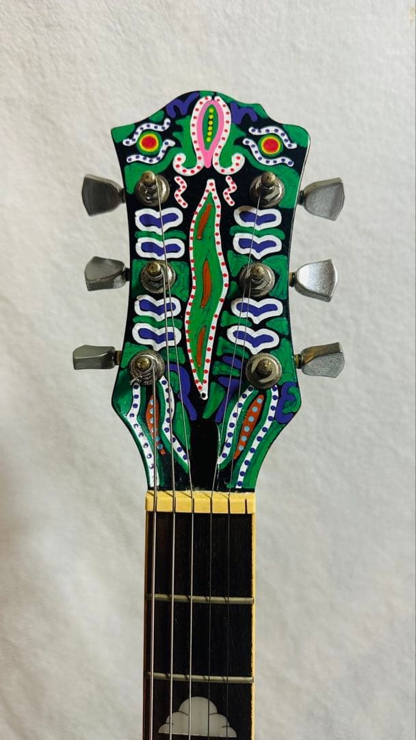 か*ず様 hide風ギターモッキンバード（サイケペイント）