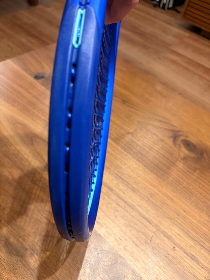 Wilson ウルトラV5 111 グリップ2テニスラケット 270g