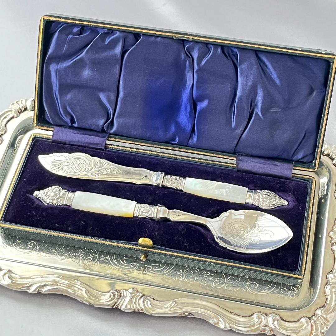 【英国】【白蝶貝】サーバーセット プレザーブスプーン/バタースプレッダー セット