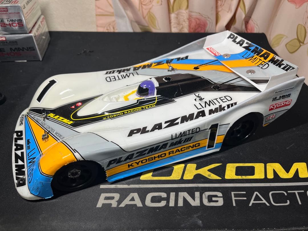 KYOSHO PLAZMA Mk III RCカー　メカあり　受信機なし