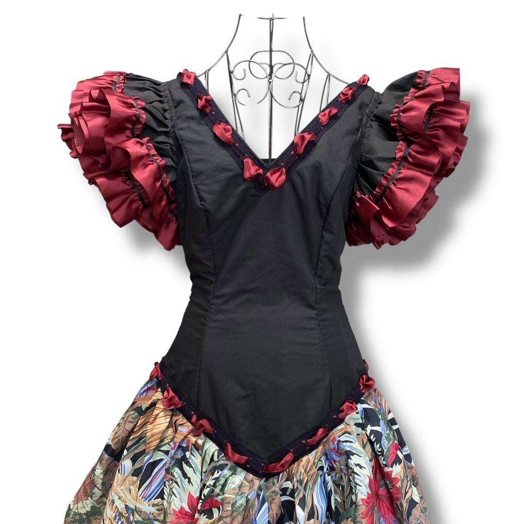 【スペイン製】高級 フラメンコ 衣装 ドレス ワンピース フリル リボン 黒 赤