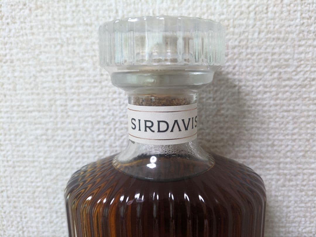 サーディヴィス　シグネチャー　ウイスキー