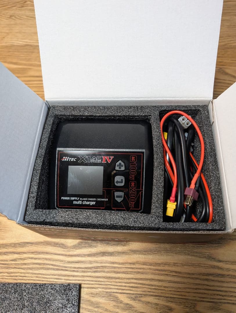 Hitec X1 AC Plus IV マルチチャージャー