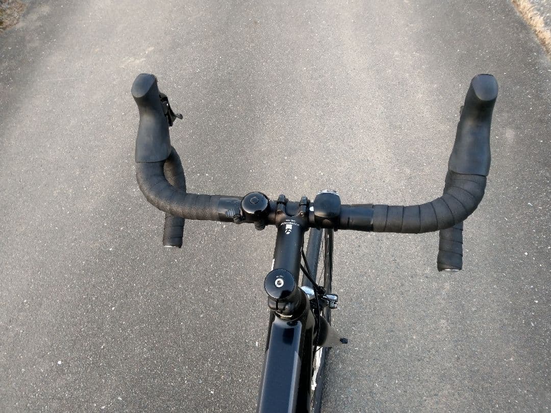 トレック 　TREK　 エモンダ EMONDA ALR4　　ロードバイク