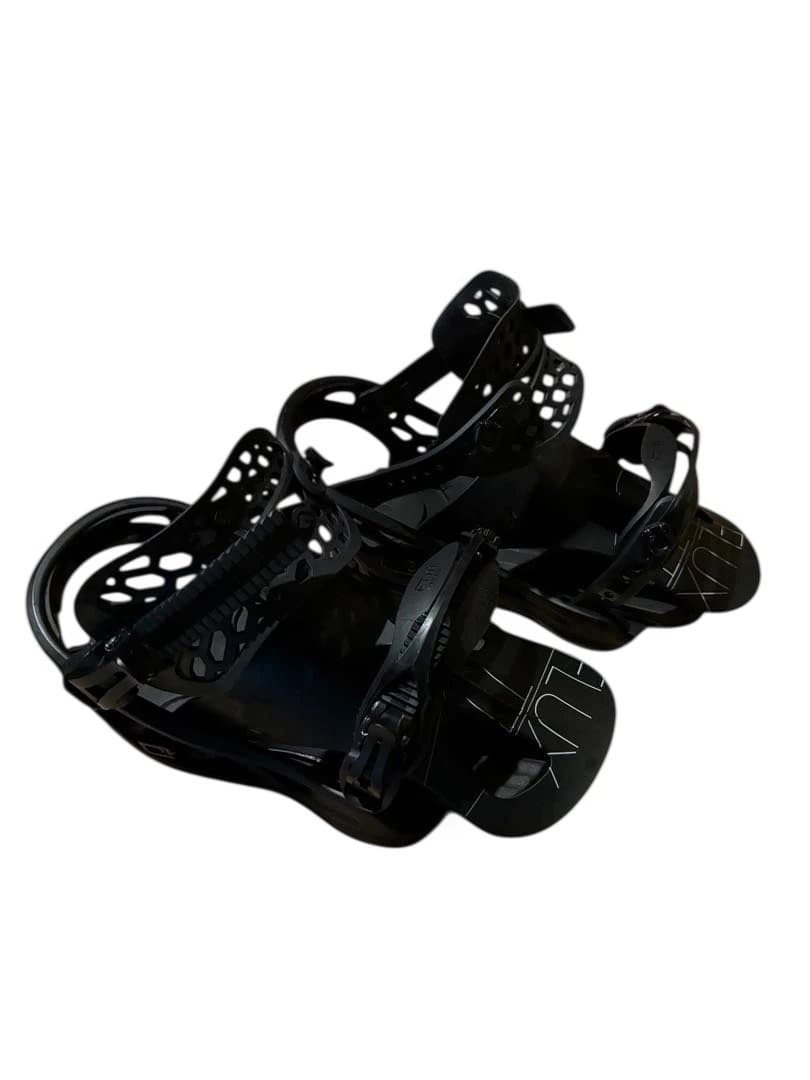 FLUX TTスノーボードビンディング ブラック