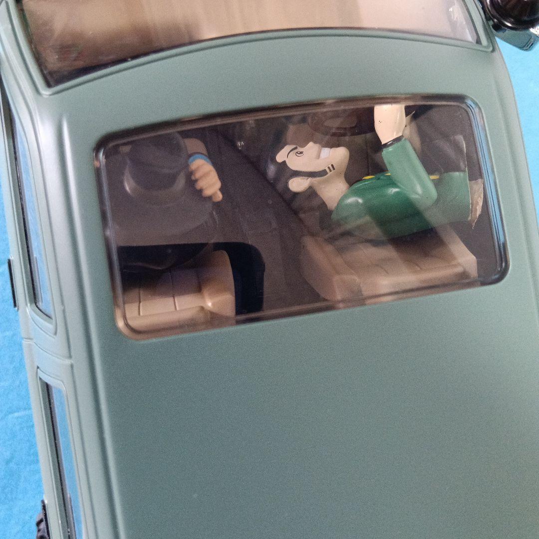 ハイラックスサーフ　R／Cカー1:16 塗装済完成品