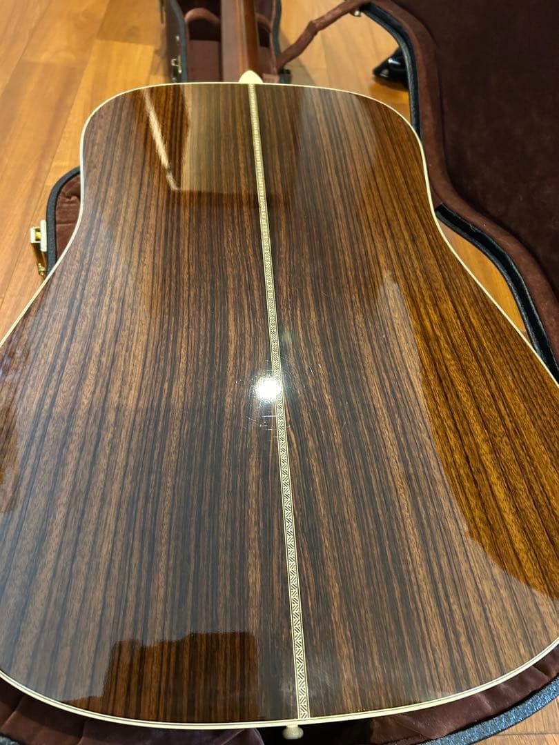 ギター Martin HD-28V