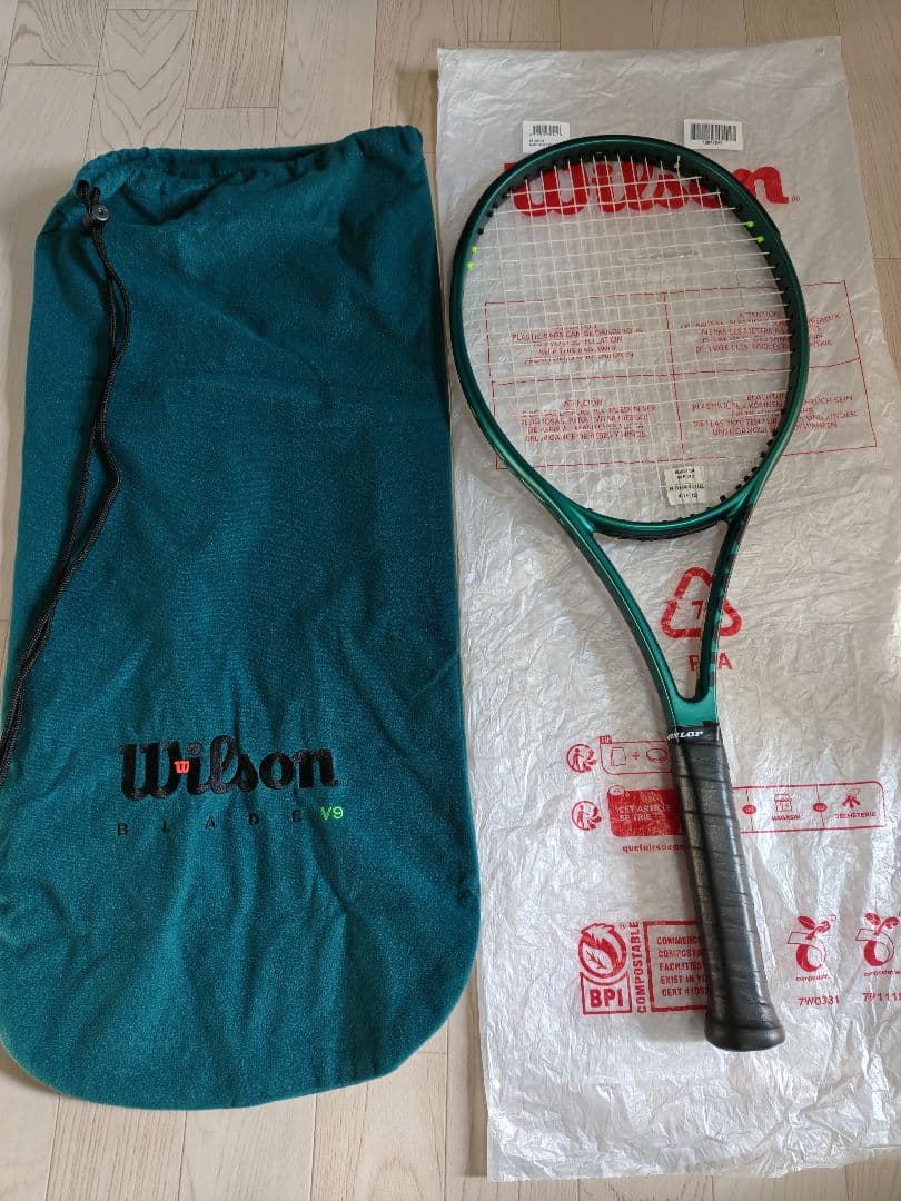 ナ*ー様 Wilson BLADE104(290g) V9 ブレード　グリップG