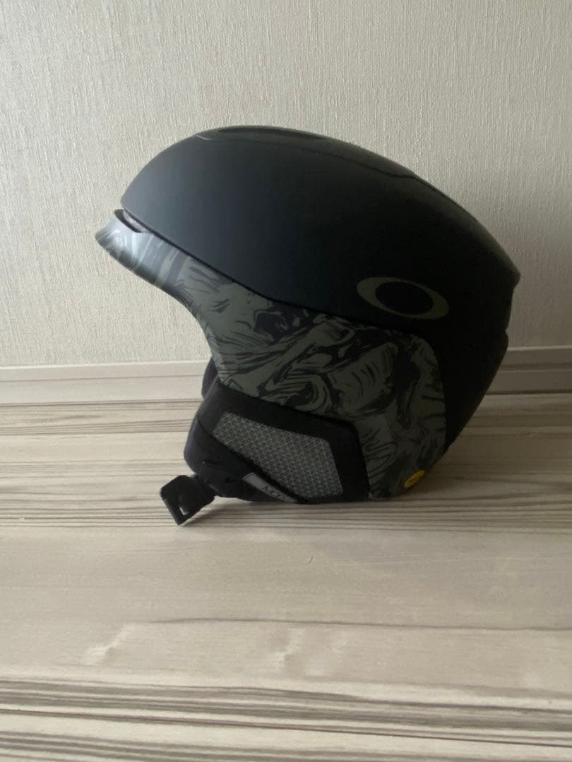 未使用　OAKLEY MOD5 LサイズMips搭載　スキー/スノボヘルメット