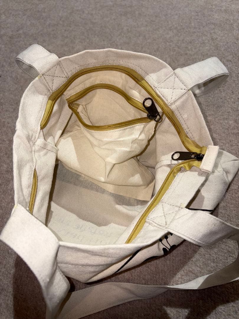 その他 加工食品 LUXURY MAD HONEY 220g