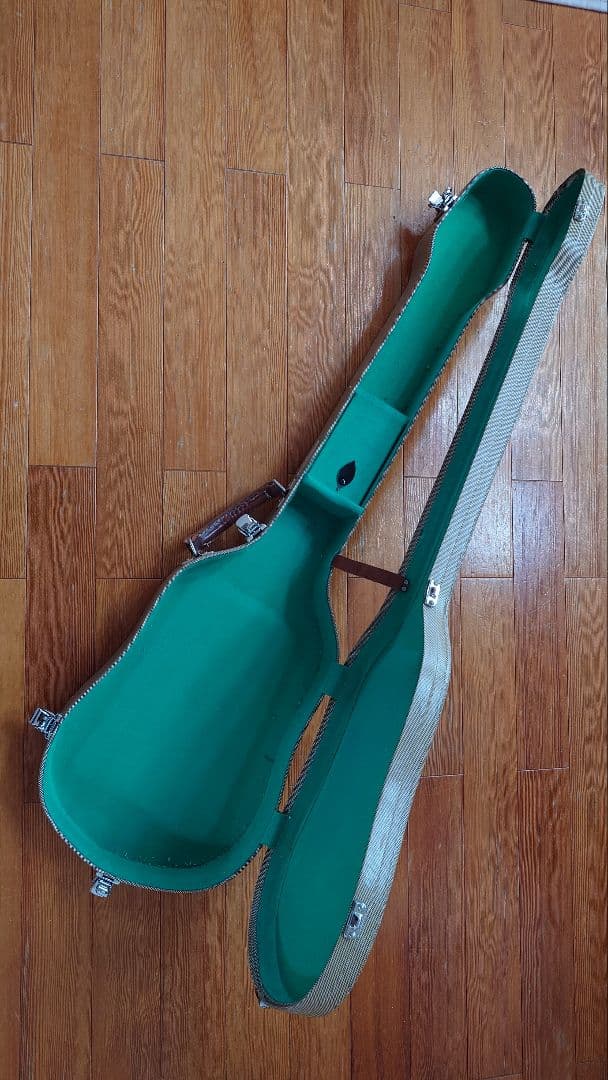 練馬With製ヘフナーベース用セルマーケースレプリカ