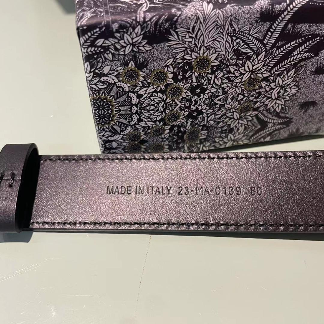 Dior ブラックレザーベルト ゴールドバックル