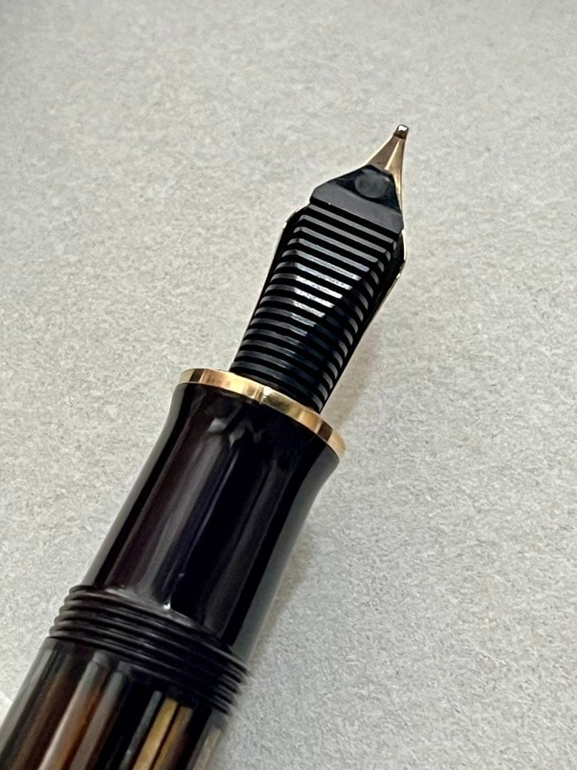 Pelikan ペリカン スーベレーン M800 茶縞　F 万年筆