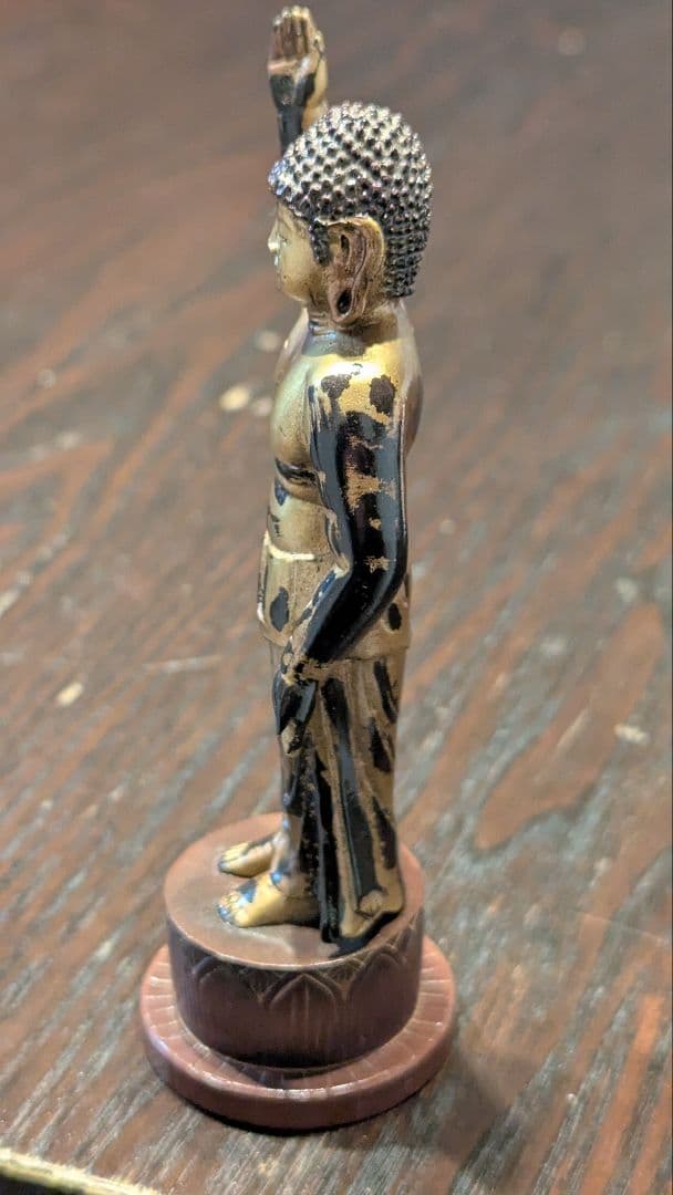 東大寺完全公式監修!! 　 海洋堂製作 誕生釈迦仏 限定フィギュア