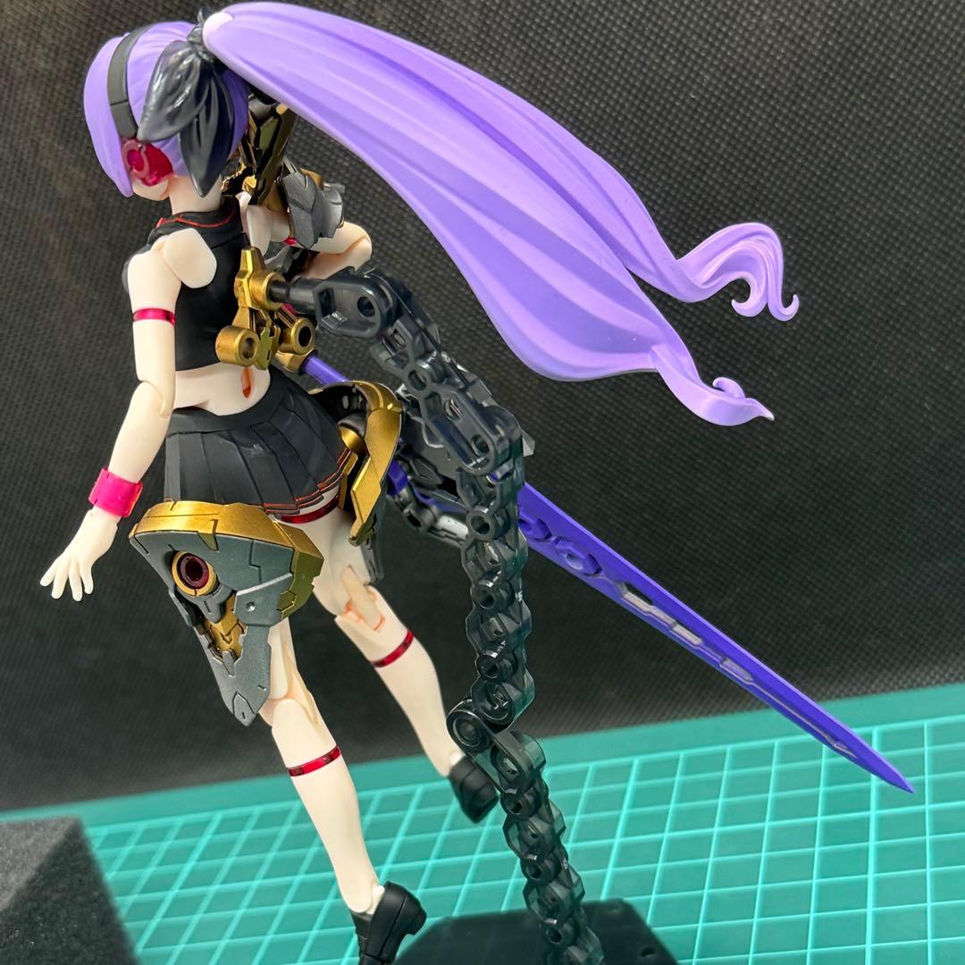 コトブキヤ　メガミデバイス　バスタードール　パラディン　塗装完成品