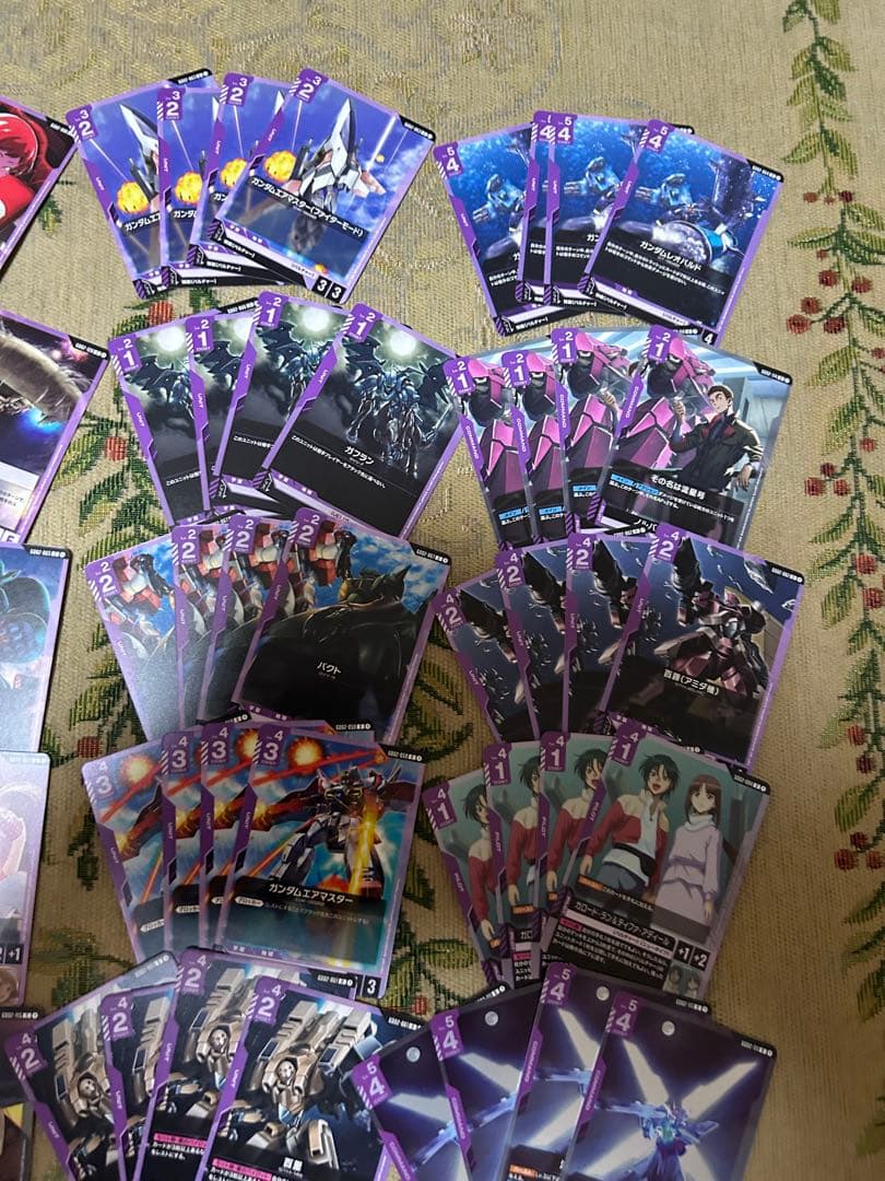 ガンダムカードゲーム　紫　LR以下4コン　GD02