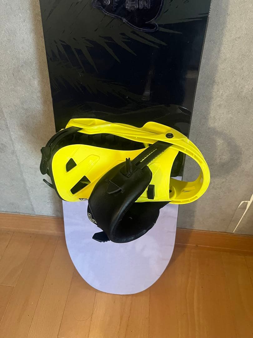 SALOMON LOTUS LTD 142スノーボードセット