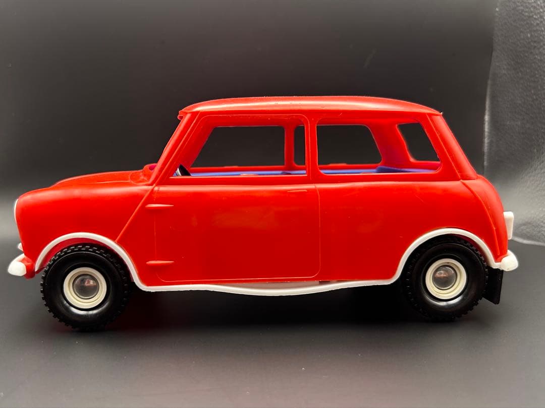 レア！　フィンランド　LOHJAN プラスチック製　ミニクーパー　ヴィンテージ