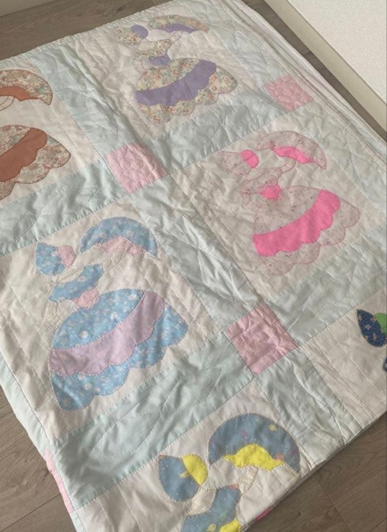 【リメイクにもオススメ】希少　アメリカンヴィンテージキルト　　かなり大きめサイズ