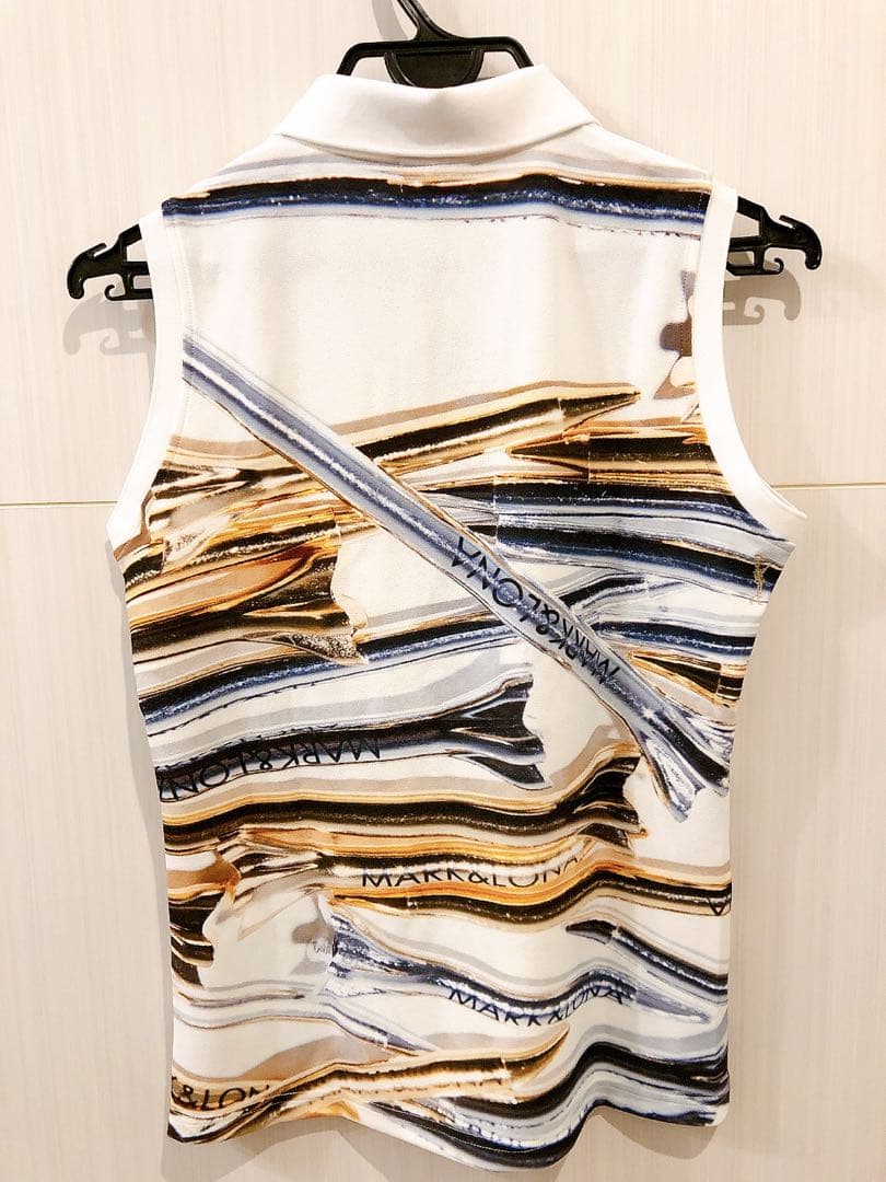 今がお得！可愛い♡【新品未使用タグ付き】マーク&ロナノースリーブ　38