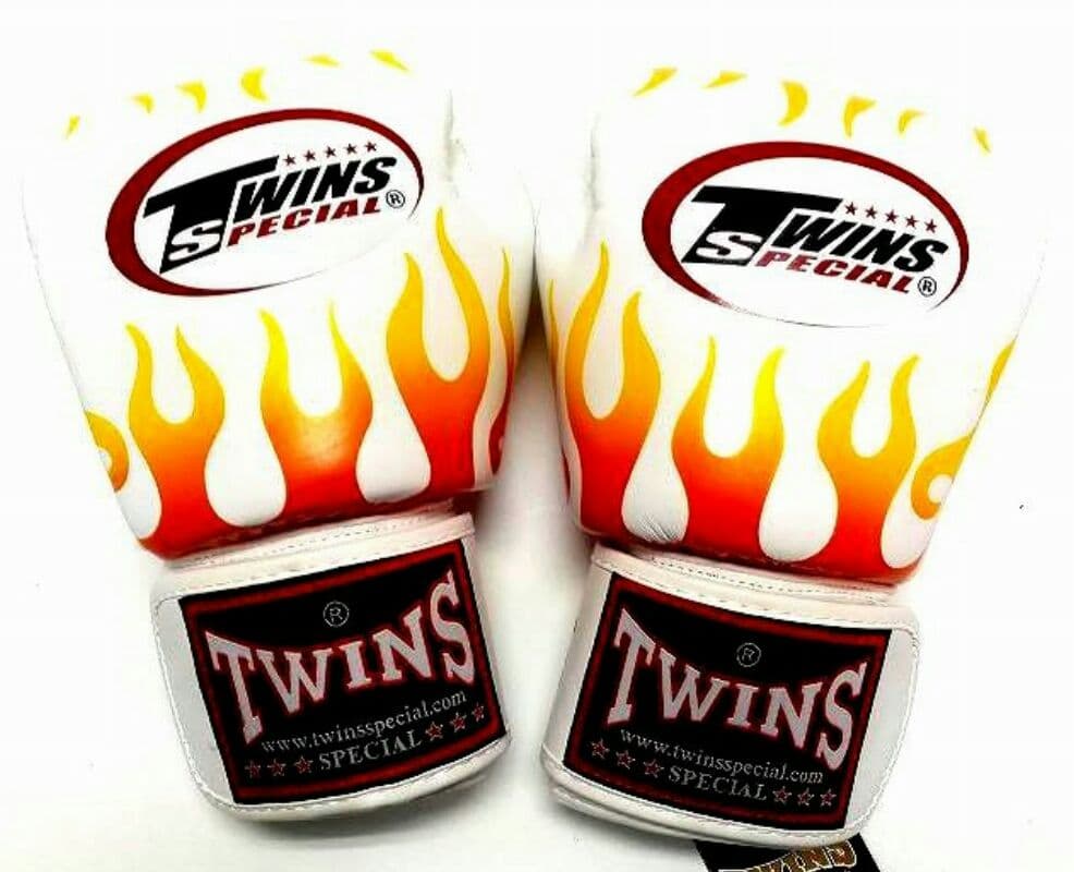 新品 正規 TWINS 本格ボクシンググローブ 本革製 サイズ選択 F白