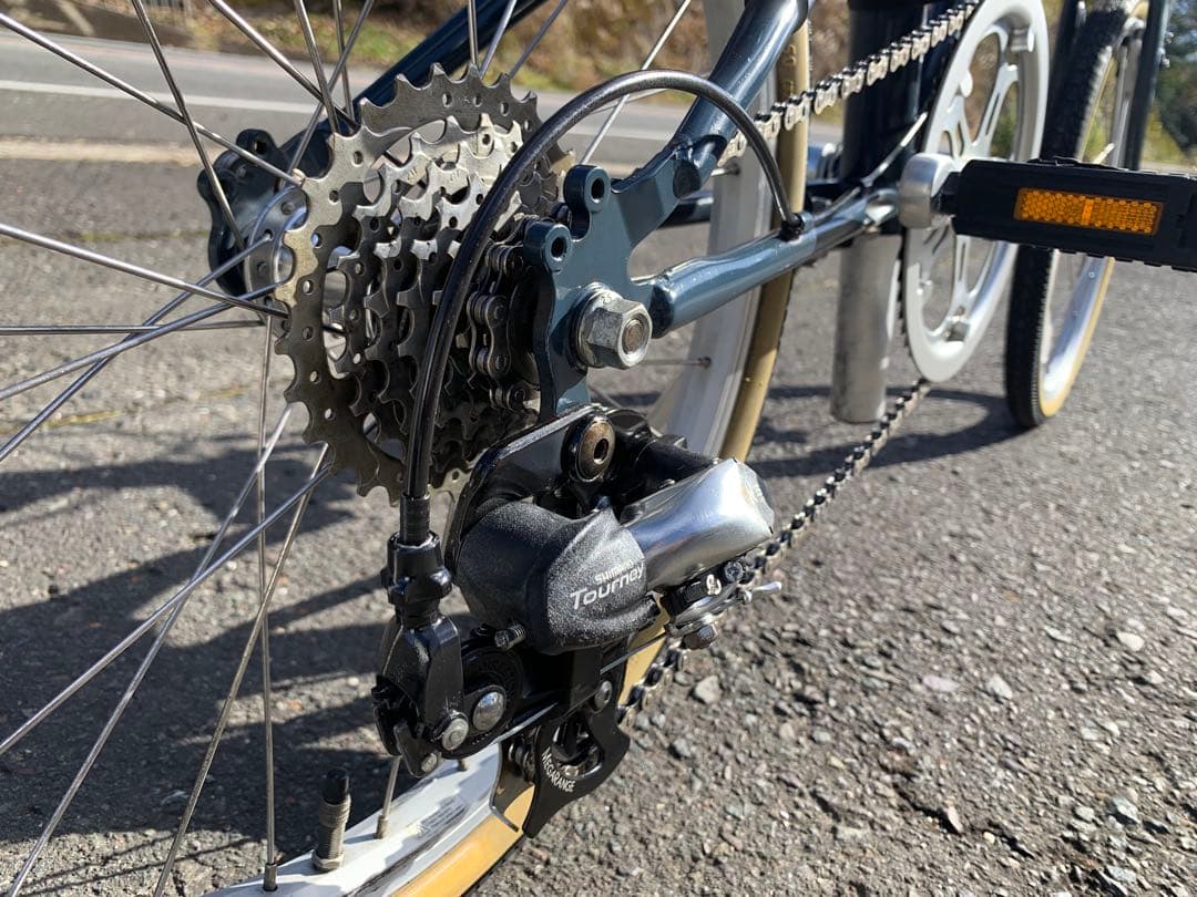 【即乘】送料無料 DAHON 折り畳み自転車 D7ミニベロ 7速小径車20インチ