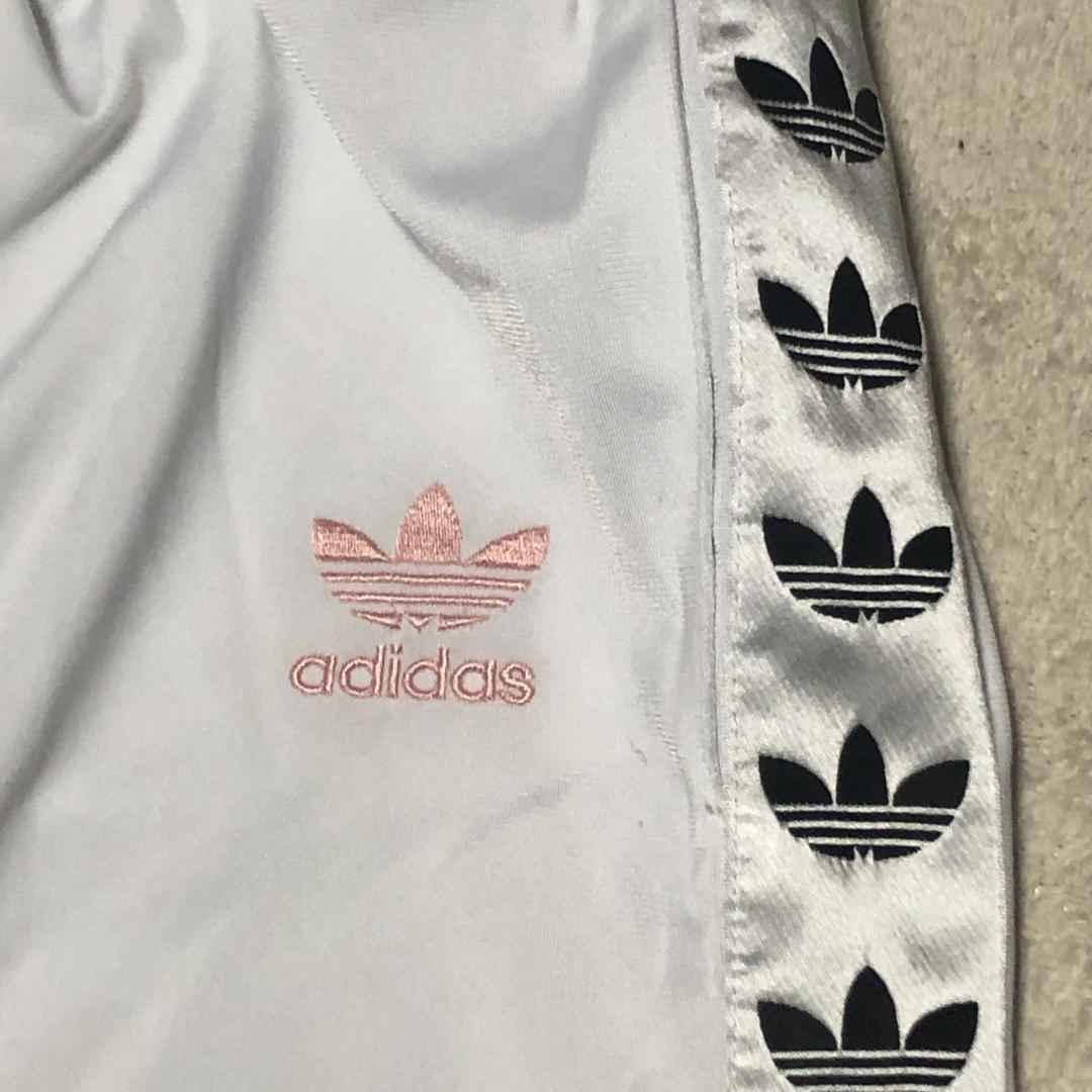 アディダス トラックパンツ サイドロゴテープ 万国旗タグ 銀タグ 90S