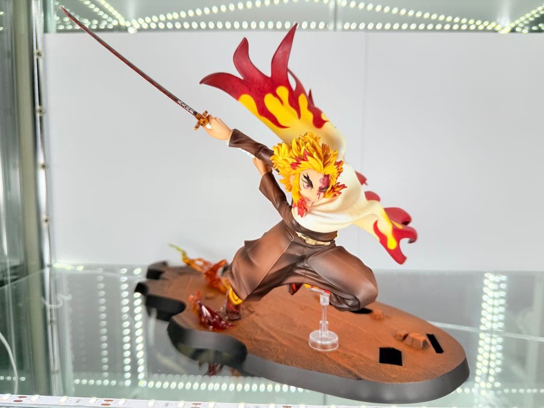 【開封品】煉獄杏寿郎 フィギュア炎の呼吸伍丿型「炎虎」/上弦の参猗窩座2体セット